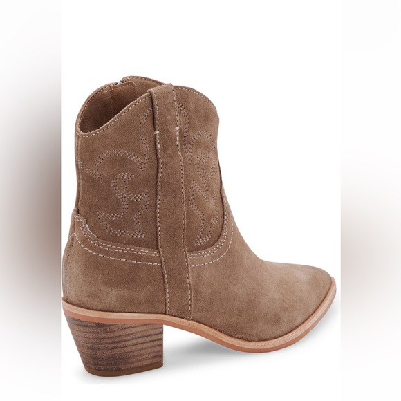 Like new Dolce Vita Western Suede boots size 7 - Picture 5 of 5